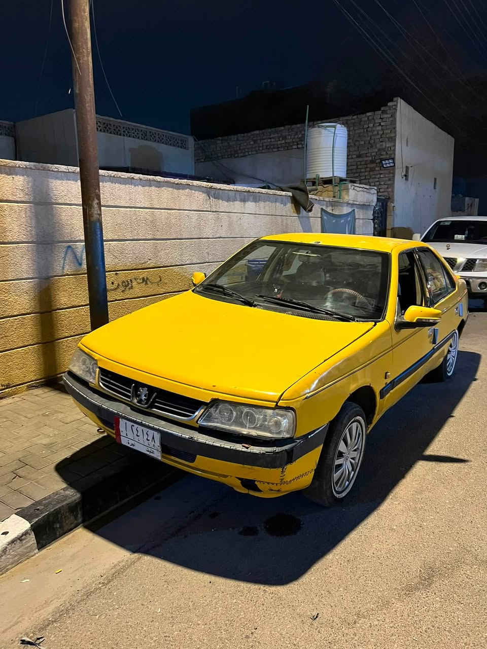 بيجو 405مكينه كير كفاله حداده جديده عوزها فقط بوربرنك امامي سياره جاهزه مسجل سماعات  كهربائيات كلها شغاله راعيها ماندله سعر 17وبيها مجال بسيط لشراي   مكاني بصره جمعيات ***********
