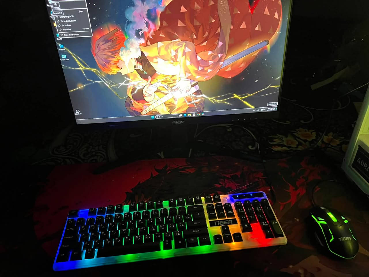 تجميعة PC كاملة مع الشاشة والملحقات للبيع
CPU: Intel Core i5-12400F
 GPU: NVIDIA GeForce RTX 4060 8GB
 RAM: 16GB
 SSD: 1TB NVMe M.2 SSD 
 PSU: 650W
 Wi-Fi: بطاقة Wi-Fi لاسلكية مدمجة
 Monitor: AOC 24G11E – قياس 24” – Fast IPS – FHD – 180Hz 
 Peripherals: كيبورد + ماوس 
كراتين القطع موجوده هم
 الجهاز نظيف وشغال 100%
 جاهز للاستخدام مباشرة
 شاشة 180Hz سريعة وممتازة للاستخدام والألعاب
 التجميعة كاملة مع الشاشة والكيبورد والماوس

 المكان: البصرة
السعر مليون و 350

