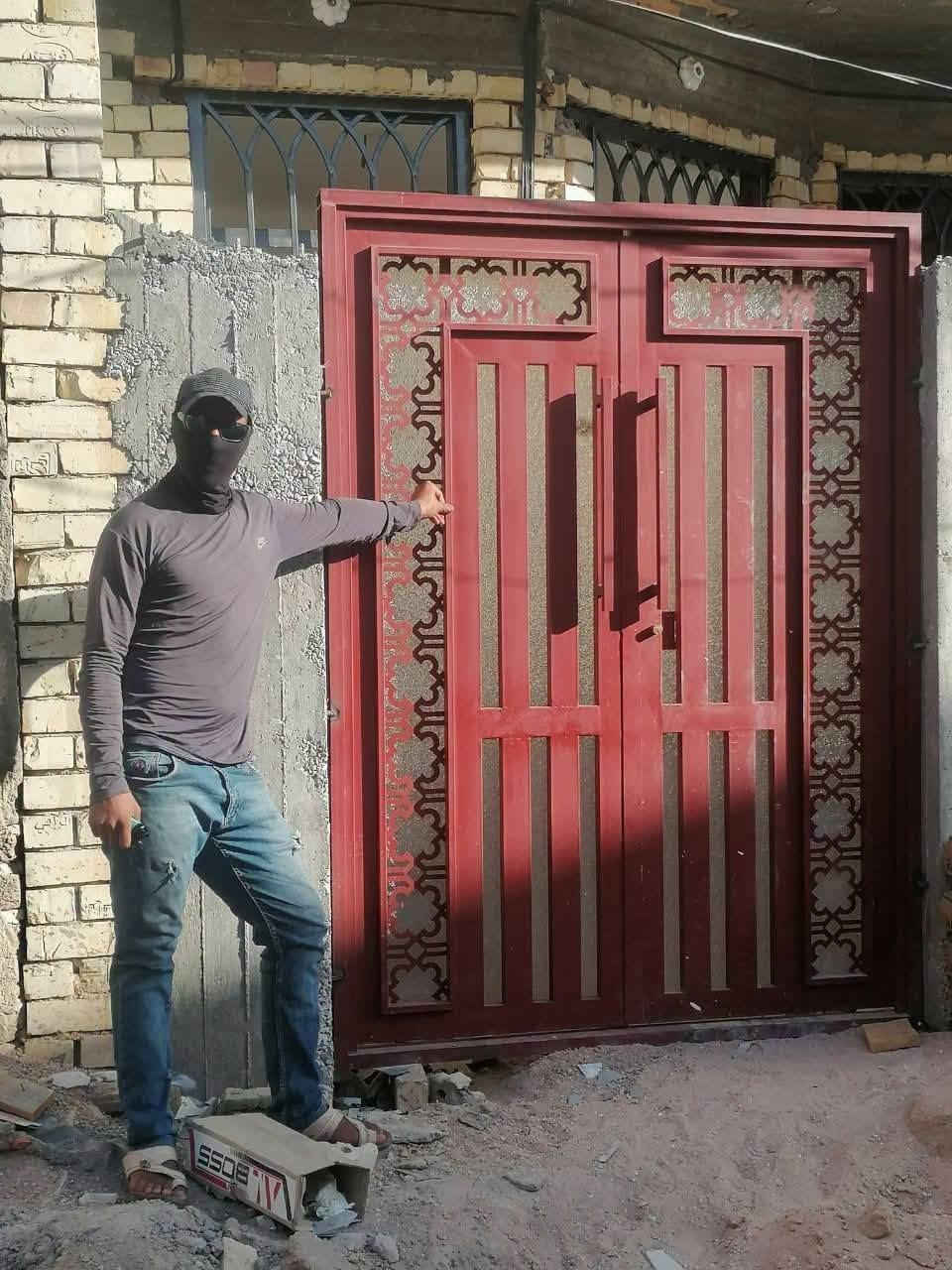 حداده عامه كربلاء *********** /*********** 
حداد 🛠متنقل🛠 داخل🪟 كربلاء🛠 بيبان 🚪شبابيك🪟 محجرات🛠 قمريات 🛠وغيرها كل🛠 مايخص🛠 الحداده ((🛑اتقان العمال بحسن صوره 🛑)) 
______________________________________
