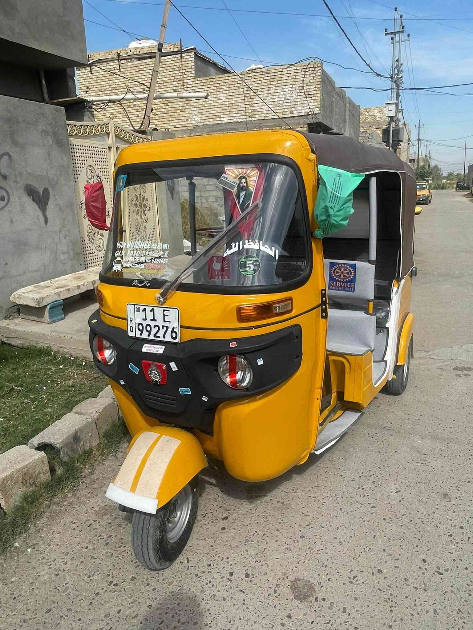 تكتك للبيع موديل 19مصبوغه عام للجماليه اكفلك منل معجون طخه معجون مابيها مكينتها كلش زينه وتدعيلي عليها اذا تاخذها مرقم نگليزي كله جديد بيها علا اخر حبايه مكملها لسعر 7/300وبيها مجال للطيبين 
لرقم ***********
مكاني بغداد لحسينيه راشديه
