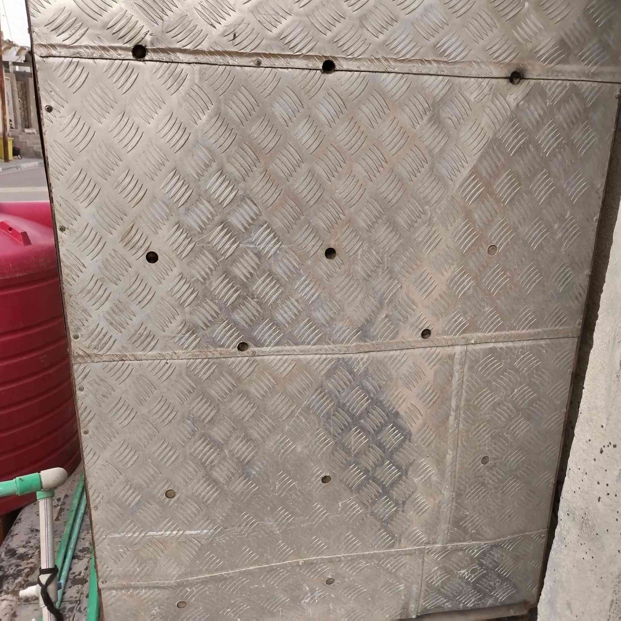 سلام عليكم عندها القراظ مال محل سمك فرن كبير مال غاز سفينه خشب متر مقطوره نص طن ميز ٢
مال فلين بريمز مال قلي هاتف***********
