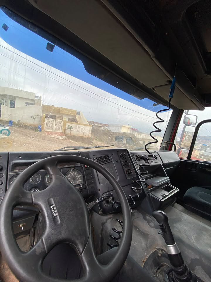 DAF.CF85 موديل /2002
حجم محرك 430بمب نوزل مجموع برينه
كير محرك اكسن شاصي تحويل ضبخ بشرط
سعر١٧٠$ مجال
***********☎️

نص مكتوب في الصور:
- TAWIK
- Iraq