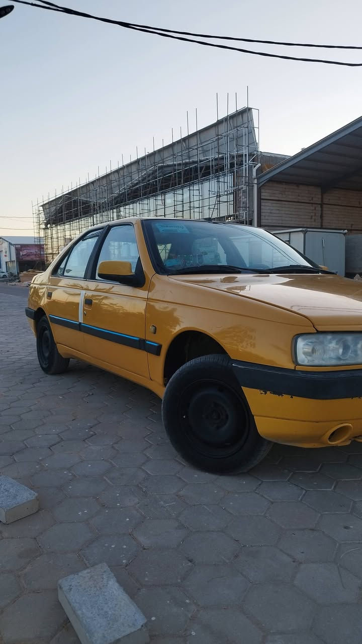 السلام عليكم بيجو 405 سياره2015 جاهزه من كلشي تبريد ثلج🥶حداديه مشط جديد كفاله من كلشي عده طخه بل باب الوره السايق صبغ بدون دواخل عتب بلاد سياره جديده عليه هئيه500الف حسب التفاق السعر ب33  الرقم *********** بي واتساب ولخط مفتوح

