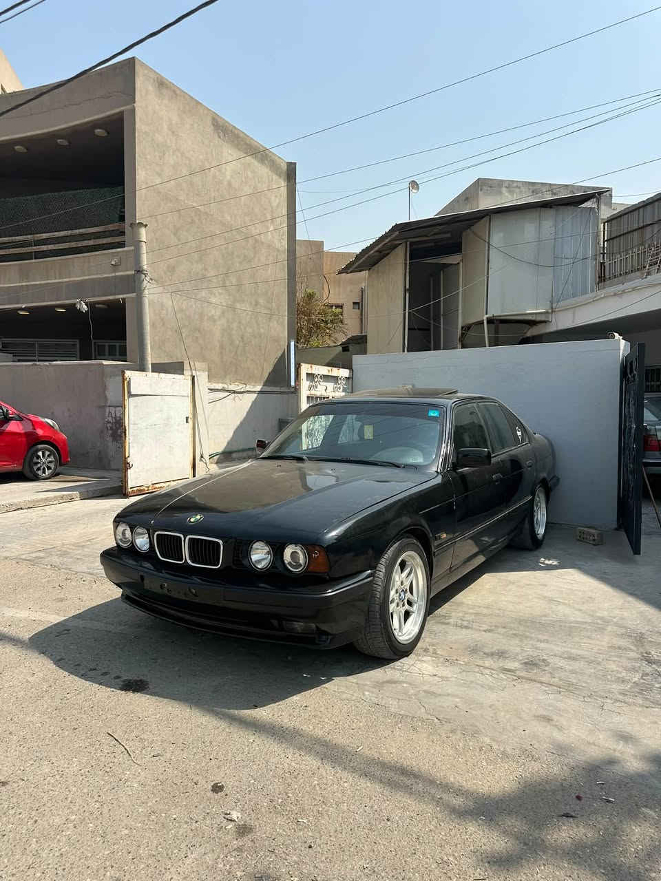سلام عليكم
للبيع بي ام حجم 525 موديل 1990 محرك مسكر عدل

رقم بغداد نكليزي بسمي هزه جديده تحويل ثاني يوم

صبغ جماليه بدون حادث

مكينه 6 سلندر مسكر عدل كير اوتو جدد

سياره فول مواصفات

سلايد طكتين بجم عريض 

كشنات جلد + كهرباء

دبل ايرباك داخل صاج كارتير

ويل 18 M دعاميه ودوس M

تبريد ثلج حماوه جوه نص 

جام 4 كهرباء 

كهربائيات كلها شغاله 

صدر خلفي امامي كله جديد قبل سبوع نافضه

سياره حلوه مال جناي متعوب عليها وتجي وشوف بعينك

سعر  57 وبيها مجال للشري مكاني بغداد حي الجامعه

رقمي *********** بي وتساب
