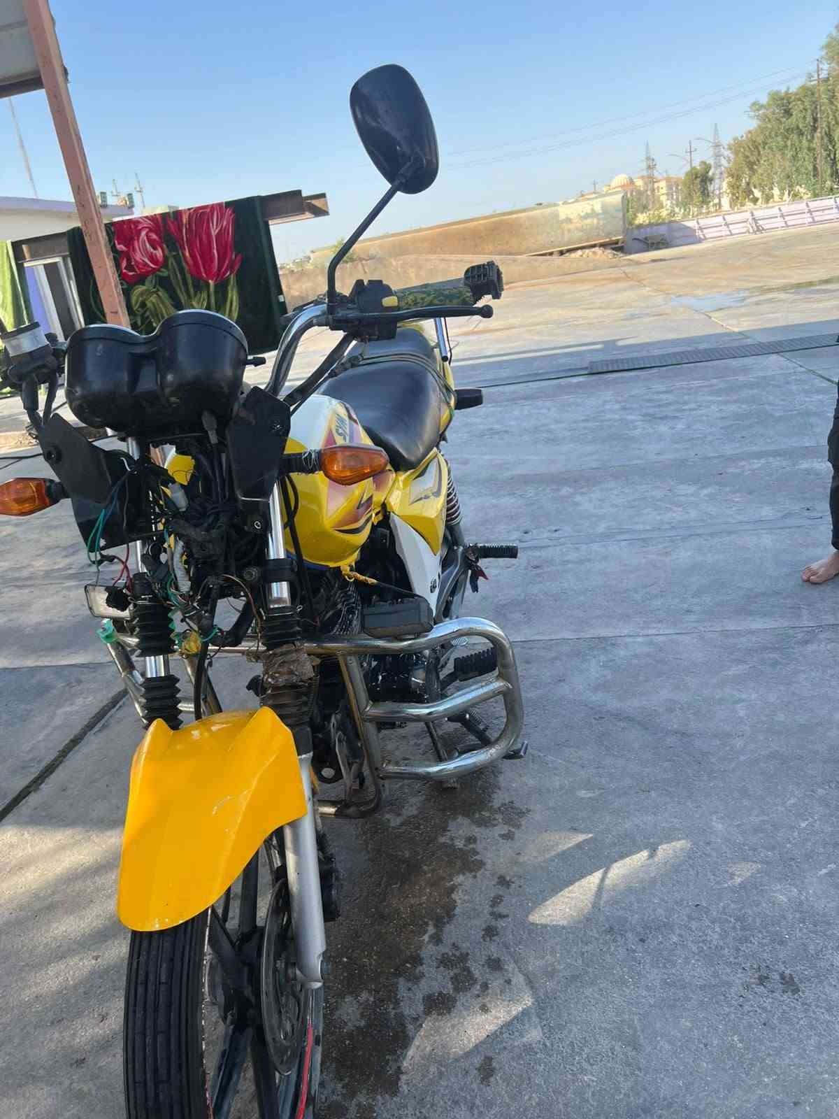 سايم ذيب سوبر يعوزه بس راسيه ٦٠٠ وبي مجال *********** مكلف بل نشر
