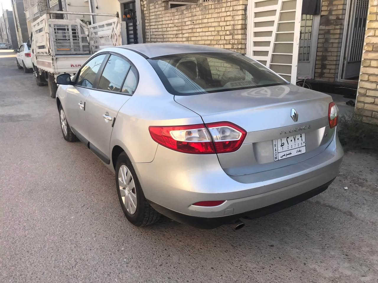 السلام عليكم اخوان 
للبيع 
رينو فلاونس ٢٠١٦ 
السيارة مكفولة انشاءالله 
على ايدنة استلام شركة
معروفة مواصفاتها 
السيارة نظيفة جداً الحمدالله ومابيها اي تحويرات 
معروفة رزانتها وعزلها 
مكانها الدورة البوعيثة 
السعر ٨٠  
اي استفسار حاضر اني 

***********
***********
