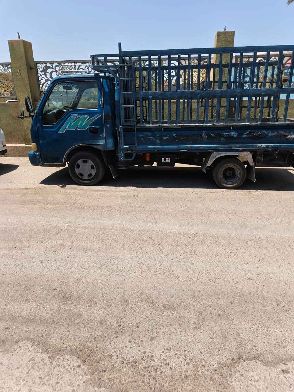كيا فونتير للبيع 
موديل98 
رخيصه جدا جدا 
مستعجل بالبيع 
كير ومحرك بشرط ونظافه 100٪
كشر سليم 80 بالميه 
 ***********
