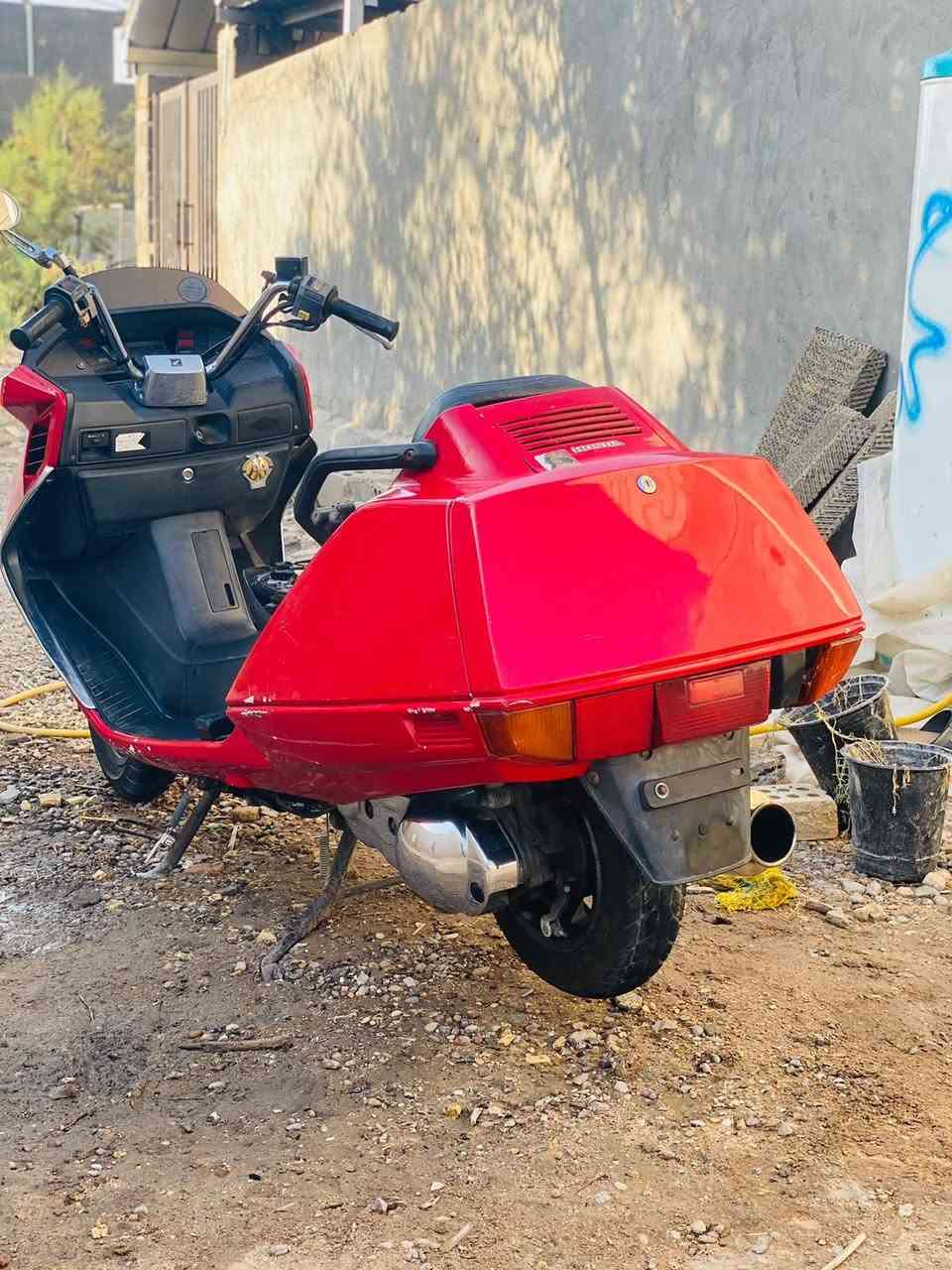 شرط بلادي شركه كل شغال محرك بلادي صبانه مدايره عليه 750وبيها مجال ***********
