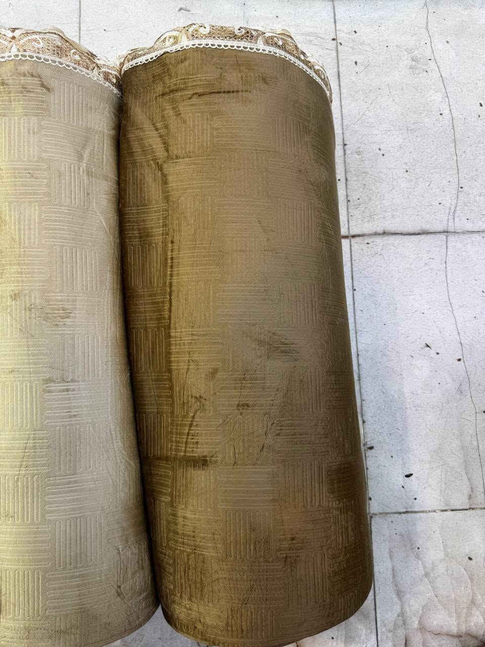 مفرش گص قنفات قديفة والظهر فرو
عرض لنهايه الكيبور 80

السعر (( 5000 )) الالف 
🚚 متوفر خدمة توصيل إلى البصرة وجميع الأقضية والنواحي.
للحجز والاستفسار:
📩 دايركت
📱 واتساب: ***********

