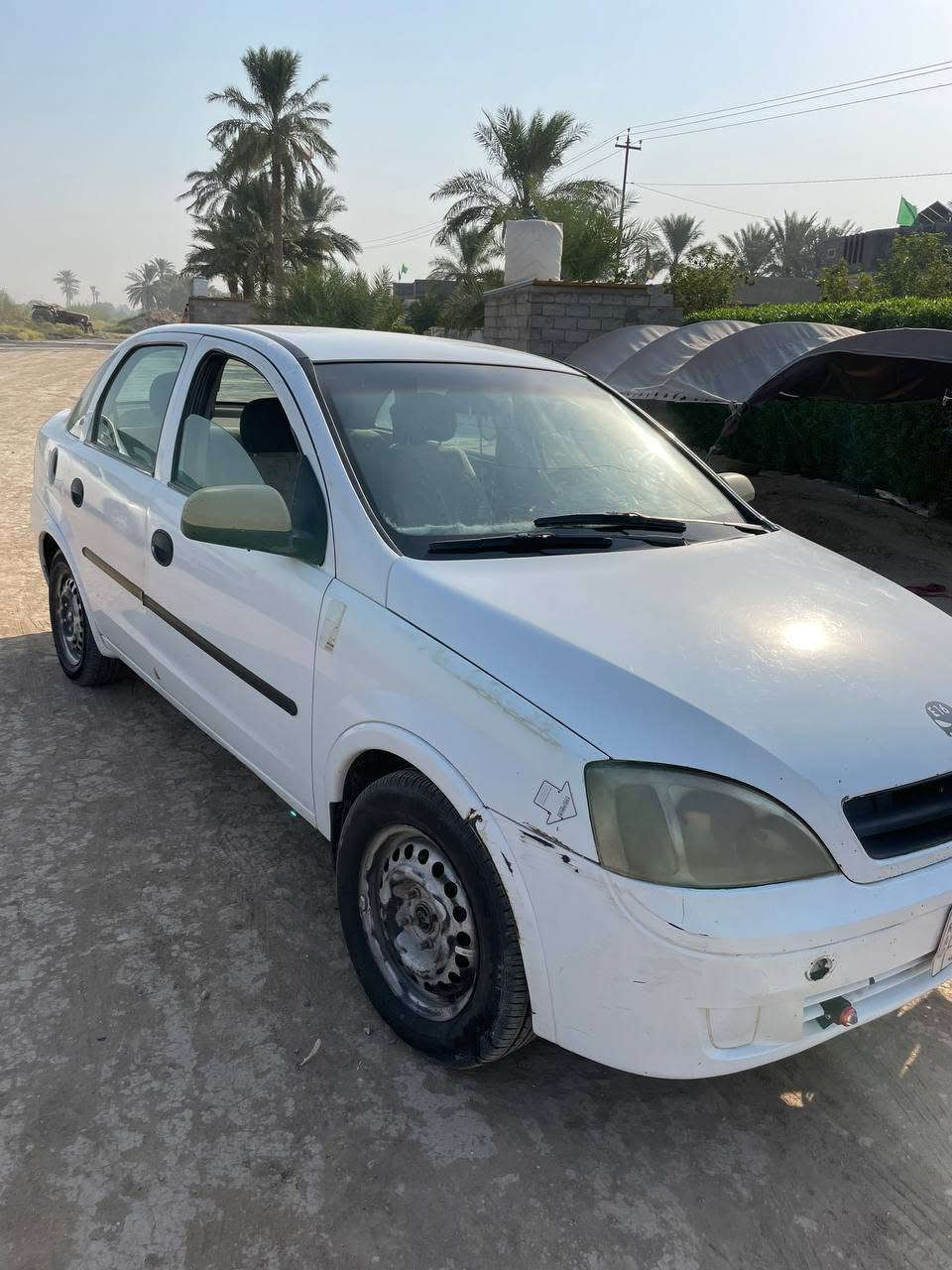 السلام عليكم  سيارة شوفر امريكي محرك نضيف كير نضيف مكاني بابل اجبلة السعر 30 وبيه مجال رقم. ***********
