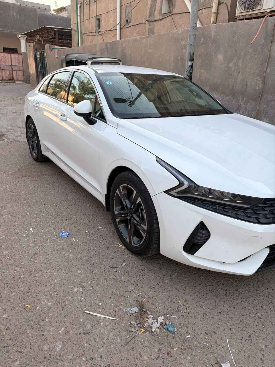 سلام عليكم k5 خليجي مديل 2023 كفاله عامه ماعده صدعات بسيطه ماشيه82 للبيع فقط  السعر190 بيهه مجال العنوان بصره لتواصل ***********
