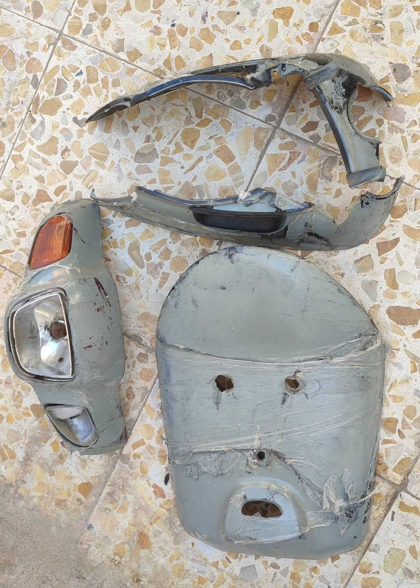 قطع تفصيخ للبيع مال دراجة منغولي ياماها ، كلهن ب 30 الف وبيهن مجال ، ***********
