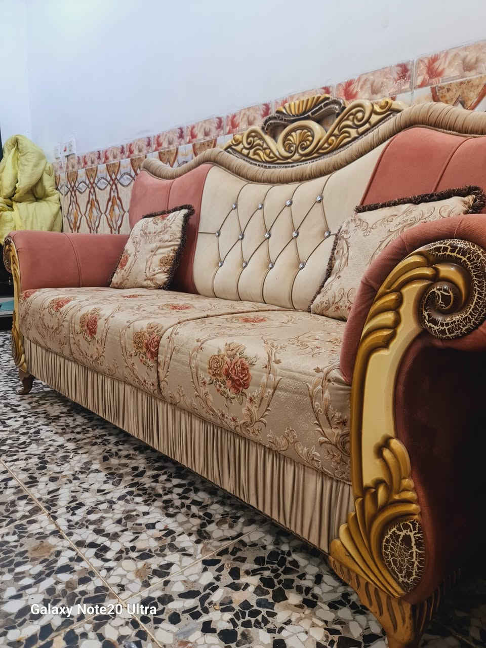 سلام عليكم  تخم ملكي👑 عشر مقاعد متكون من 5قطع تخم جديد مستخدم قليل سفنج ضغط عالي كل ضررمابي جديد مستخدم قليل👍 تخم تزكام احطاطه ثقيل ويا كوشات  تخم زلغ مابي
________________________________________________
مكاني بغداد الحسينيه المعامل  ((سسعره ))   [600 ] ويا توصيل بي مجال الشراي قليل  الشراي يجي خاص او وتساب ***********
سلام عليكم  تخم ملكي👑 عشر مقاعد متكون من 5قطع تخم جديد مستخدم قليل سفنج ضغط عالي كل ضررمابي جديد مستخدم قليل👍 تخم تزكام احطاطه ثقيل ويا كوشات  تخم زلغ مابي

نص مكتوب في الصور:
- Galaxy Note20 Ultra