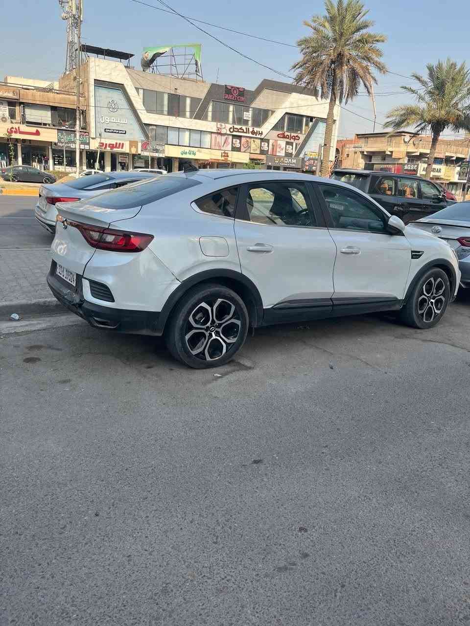 رينو سامسونك XM3 هايبرد 
موديل 2023
محرك هايبرد (بنزين + كهرباء) — اقتصادي جداً بالوقود
رقم بغداد — التحويل ثاني يوم
الممشى: 55 ألف كم وقابل للزيادة (السيارة باستخدام يومي)

السعر 85 ورقة قفل  
المواصفات:

الحالة: السيارة بحالة جيدة بشكل عام. بها حادث سابق: جاملغين + بنيد + صندوق صبغ، وتحتاج تصليحات بسيطة بالصدام الخلفي (واضح بالصور).
للاستفسار والاتصال:
***********  - *********** بغداد, العراق
