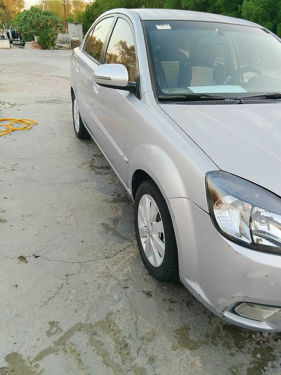 سلام عليكم كيه ريو موديل ٢٠١٢بدون صبغ رقم بغداد بسمي تحويل مباشر مكينه كير مكفولة بيه بارد شويه موضح بالصورة بيه شويه جراد مكاني بغداد شارع حيفا ***********السعر ٧٨بيه مجال

