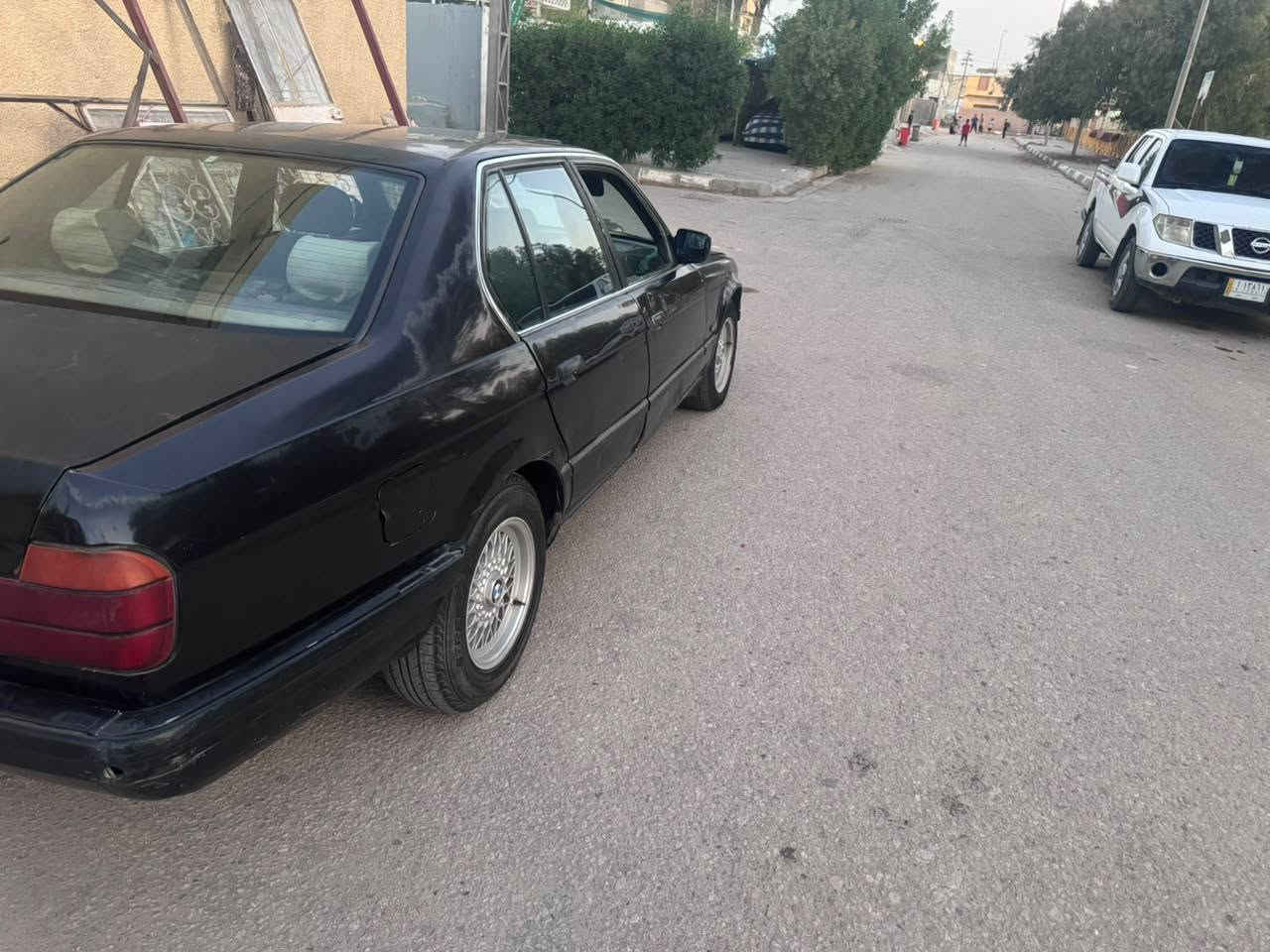 السلام عليكم...للبيع موديل 1994
الحجم730 سيارة بلادية بالكامل كهربائيات كلها شغاله 
السيارة عوزها بس ترتيب بسيط الله شاهد علما الرقم انكليزي انبار باسمي مكان السيارة كربلاء -طويريج 
سعر مناسب جدا ب40 
***********للاستفسار
