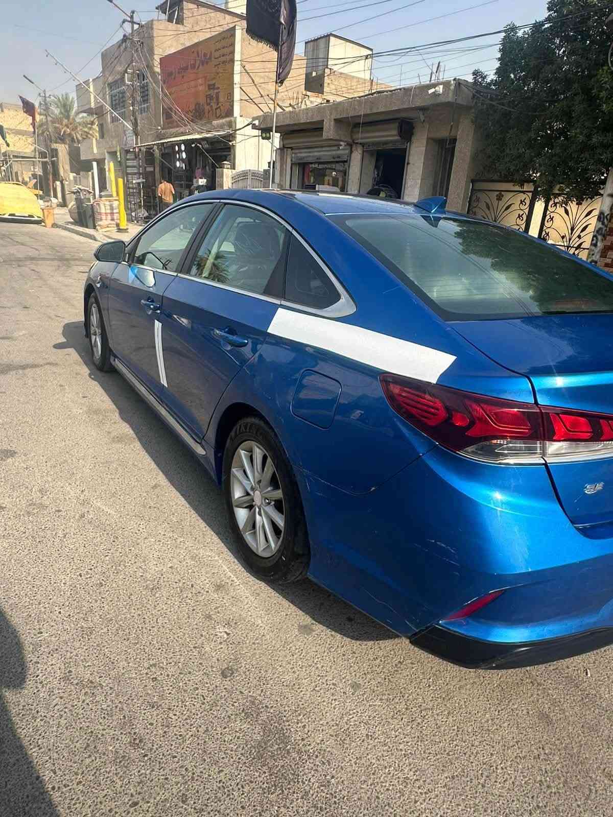 السلام عليكم هونداي سونات 2018 البيع وارد أمريكي حدث بنيد مبدل وبيه 3 قطع كلير كير مكينه خير من الله تبريد شغال صدر جديد السياره جهازه السياره بسمي رقم بغداد جديد مكان السياره بغداد زعفرانيه  رقم تلفون ***********
