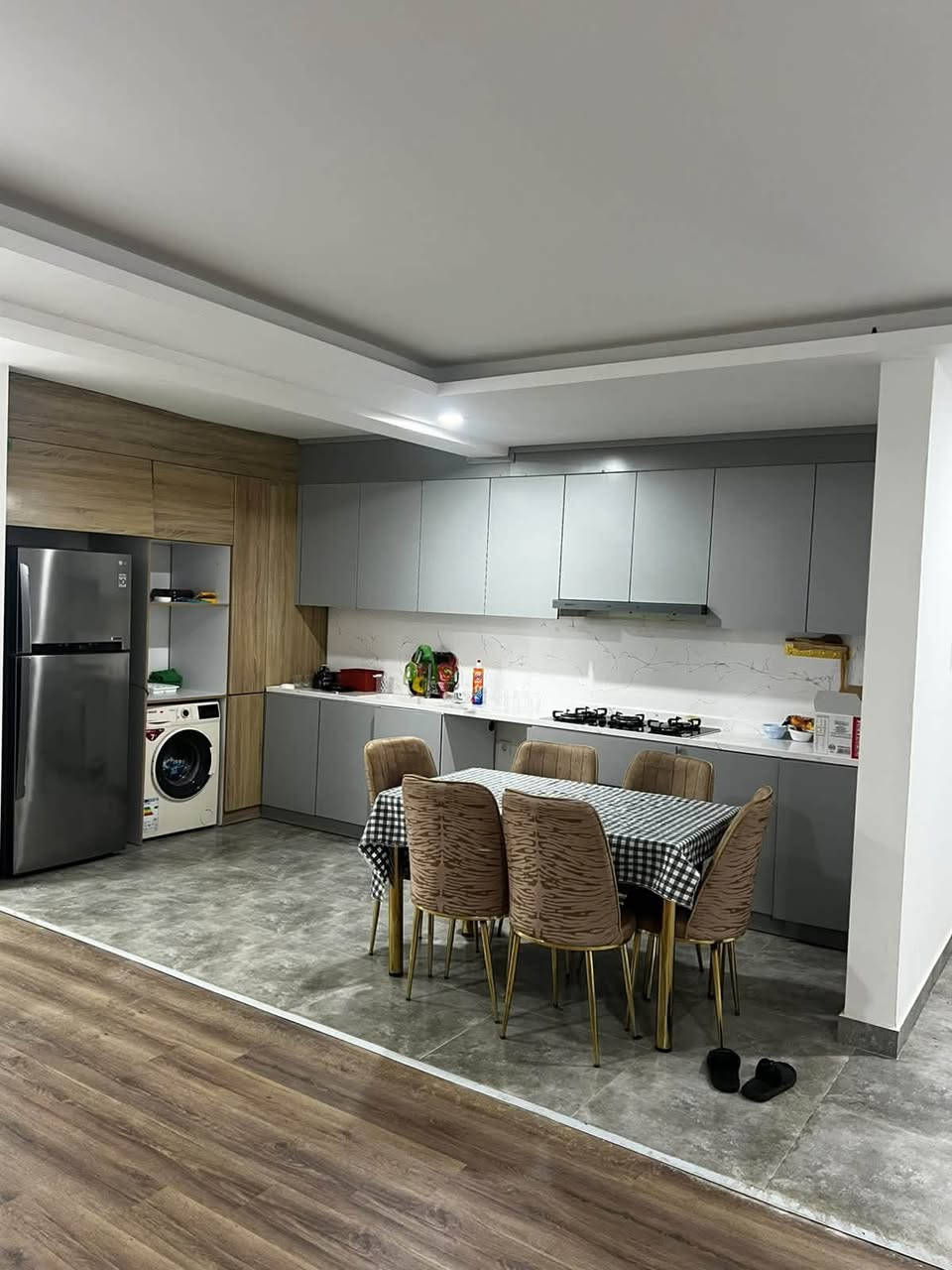 شقة مفروشة • دهوك مجمع افروستي • عمارة B21 ش4