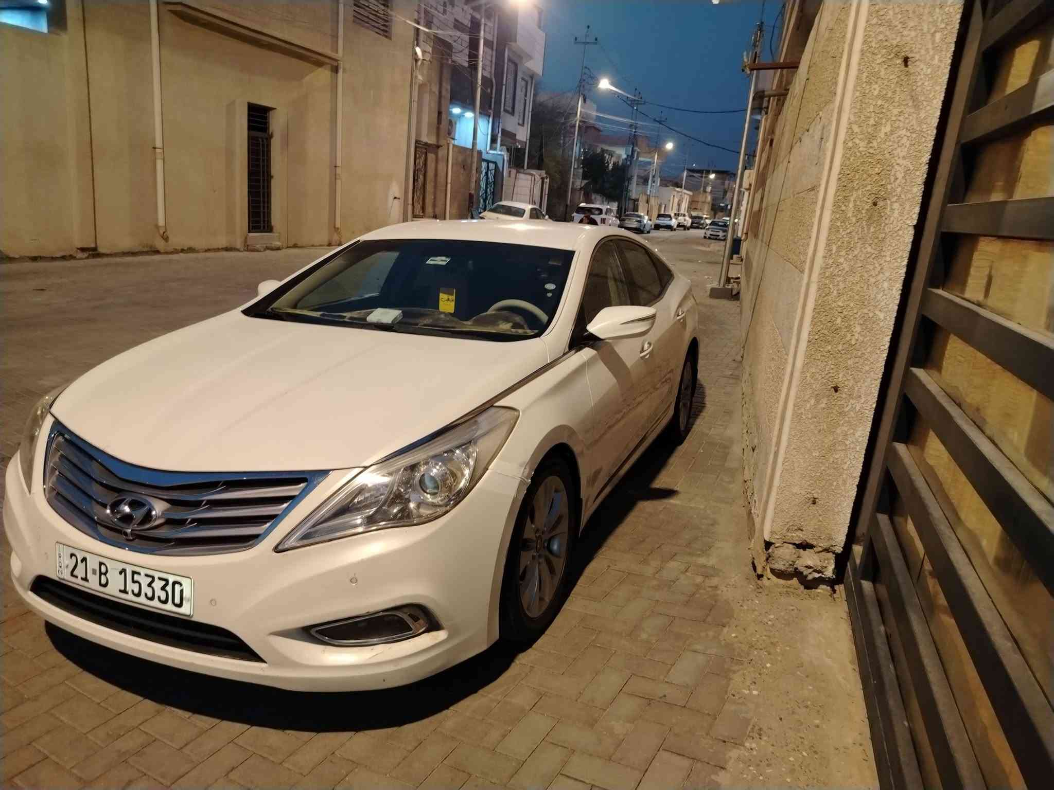 السلام عليكم ازيرا موديل 12نظيفه جدآ جاهزه من كل النواحي سويج بردات عدد ٣ رقم سليمانيه دولي سنويه لغاية 28 باسم ولد من اهل الرميثه مكاني البصره بيها باب تبديل بلادي باب العبري وتقسيم الماملغ الأمامي مكاني البصره الاتصال *********** السعر 120
