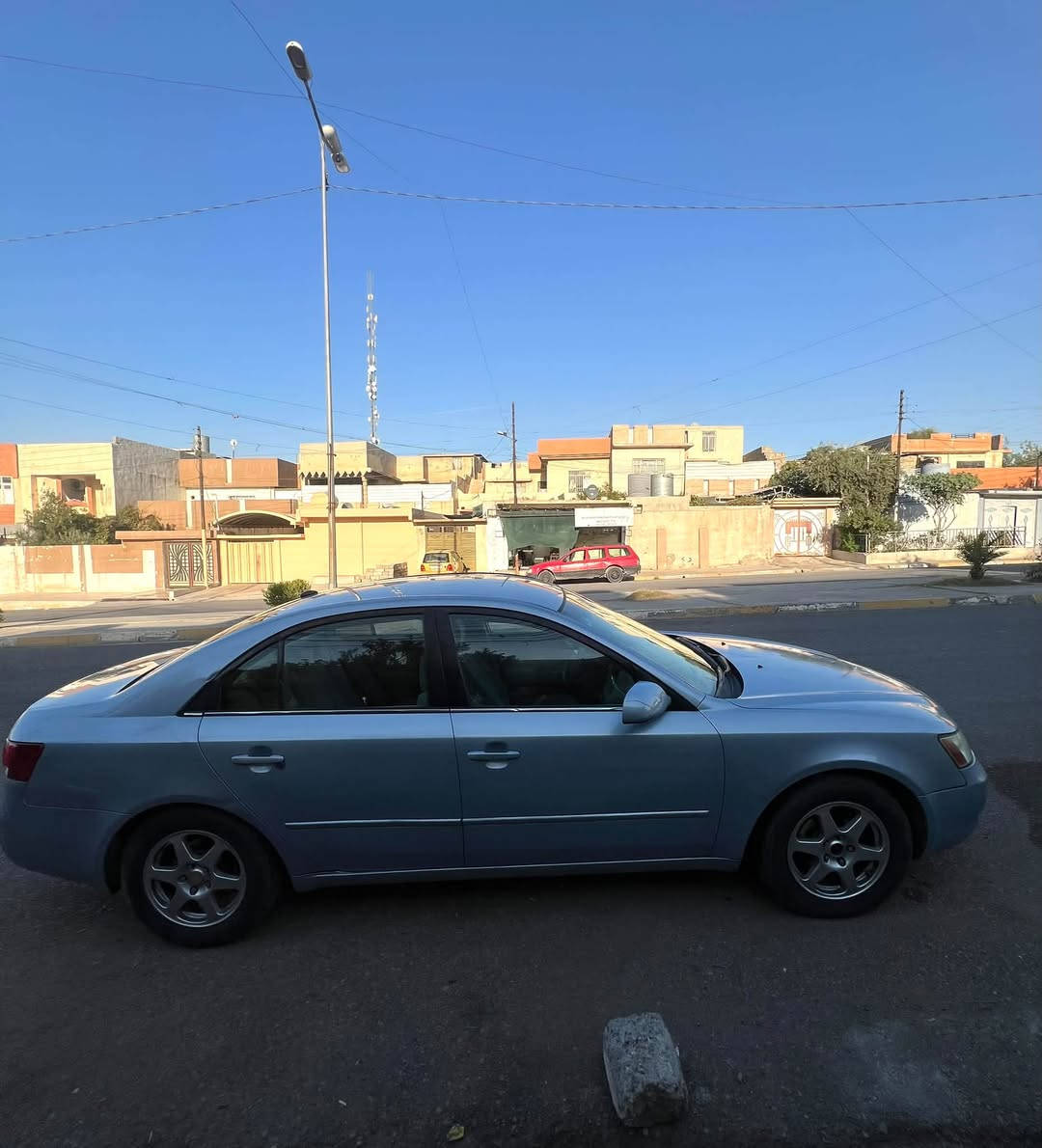 🔴للبيع 
سوناته ٢٠٠٨ رقم دهوك / شرط تحويل 
الضرر ٤ قطع بدون دواخل بدون معجون 
تبريد وتدفئة الگير شرط فقط ومحرك 2400 السعر 80 وبيها مجال

‭***********
