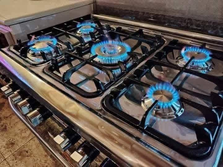 ورشه صيانه تصليح انواع الطباخات موقعيه 🏠
شغل درجه اولى احجز يوجد واتساب ***********
