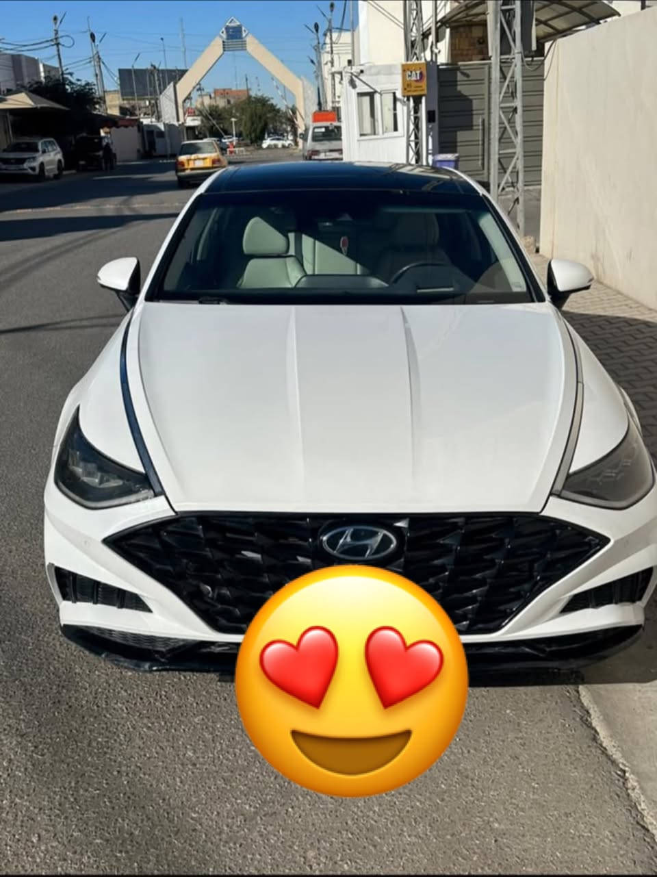 للبيع سوناتا موديل 2023 وارد أمريكي 🇺🇸

Limited 1.6T | فول أوبشن

🚘 جاملغ وبنيد // والباقي كفالة عامة
✨ بدون صبغ
✨ ماشية قليل
✨ رقم نجف الجديد
✨ سنوية جديدة

🔥 المحرك والأداء:
• محرك 1.6 تيربو Smartstream
• 4 سلندر
• 180 حصان
• عزم 195 lb-ft
• قير أوتوماتيك 8 سرعات
• دفع أمامي
• شفتات خلف الدركسون

🔥 المواصفات:
• كشنات جلد كهرباء
• كشنات تدفئة وتبريد
• كشنات خزن
• بانوراما
• كامرات أمامية وخلفية
• رادارات ونظام مراقبة النقطة العمياء
• حساسات أمامية وخلفية
• مثبت سرعة متكيف
• نظام المحافظة على المسار
• فرملة طوارئ
• شاشة آيباد تدعم Apple CarPlay + Android Auto
• قطعتين تبريد
• تشغيل بصمة / دخول ذكي
• شحن لاسلكي
• دركسون جلد وتدفئة
• تحكم كامل من الدركسون

💰 السعر: 160$ ورقة
🔥 وبيها مجال 

📍 النجف الأشرف
📞 ***********
