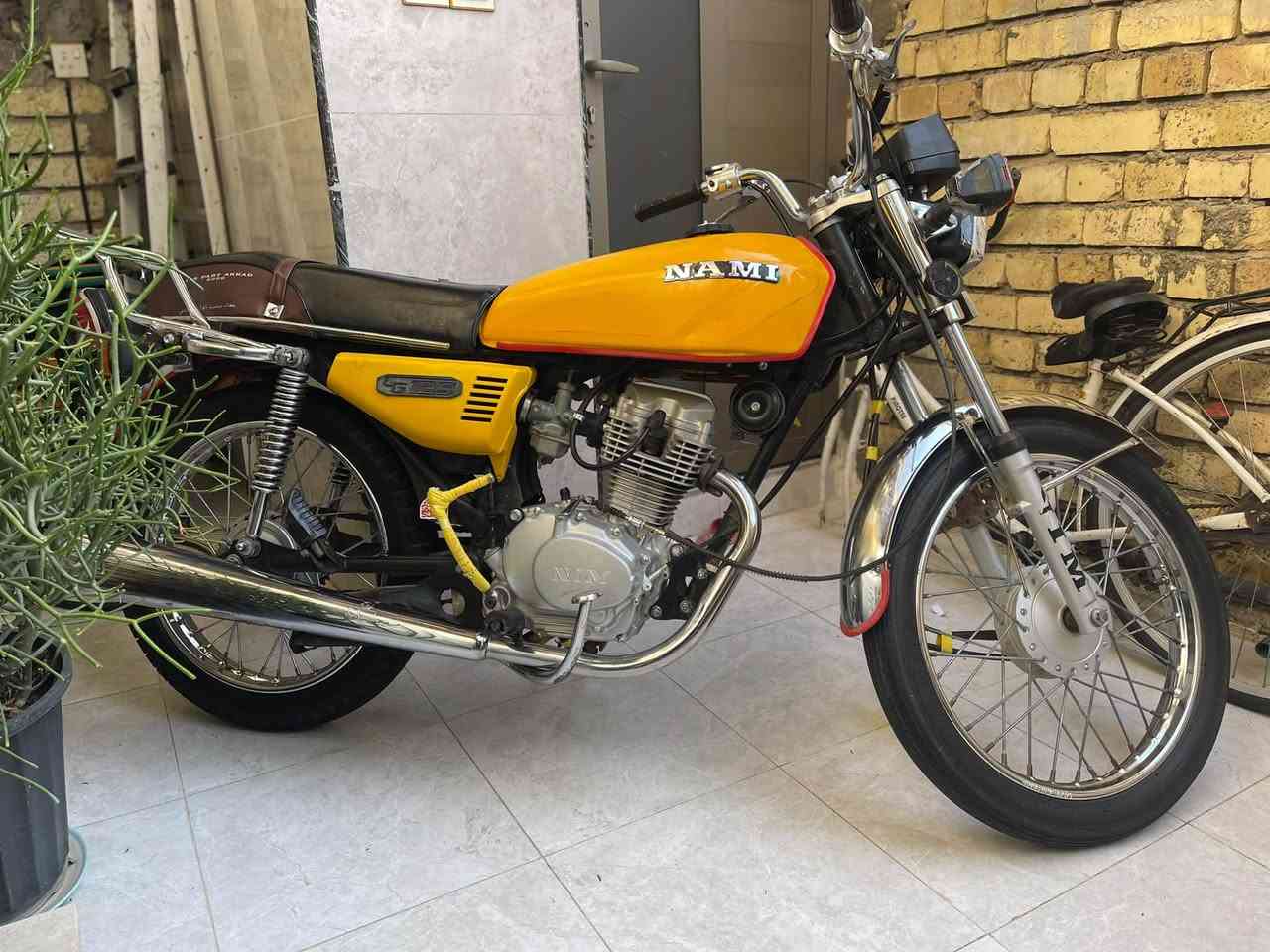 للبيع
🏍️:أيراني 
🟡موديل2021
اوراق اصولي اصولي‼️
دراجه مثل مموضح بصور وبالحقيقه احله 
💵:600قفل لتعبني ولا اتعبك 
وكله تعرف متانه هذا الموديل الدراجه بابا اول 
متواجد واتساب فقط تحب تستفسر على هذا الرقم
***********
