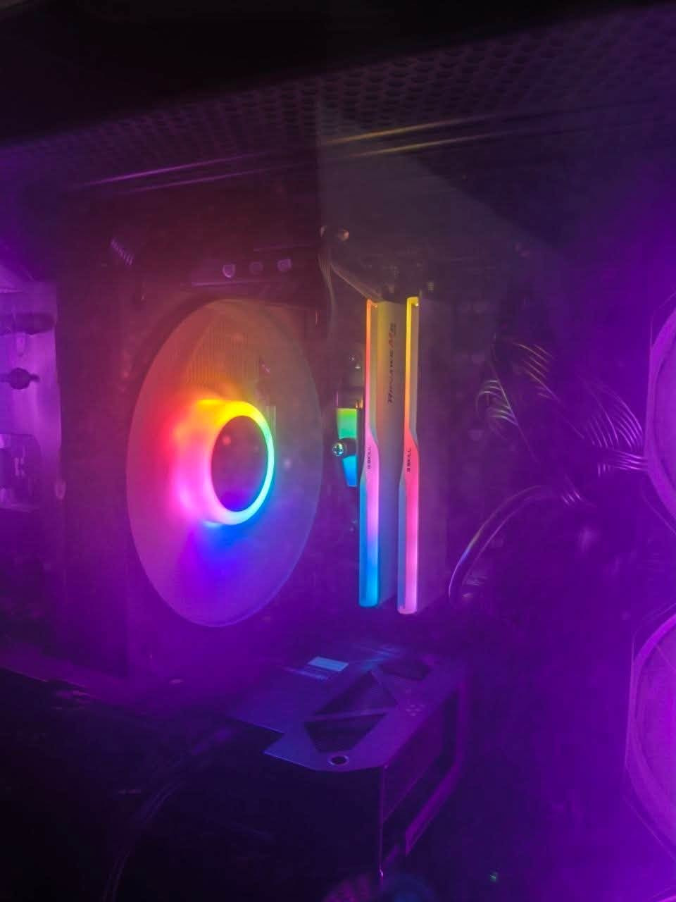 سلام عليكم
تجمعيه بيسي rtx4060
المعالج كوراي فايف تلطعش واربعميه أف 
الرامات ٣٢ 
والمساحه ون تيرا
 ويجي وياها كيبورد اصلي
وماوس  اور دراجكون
وUBS وياها 850 مالته الفولتيه
للاستفسار خاص او عل رقم 
***********
مكاني بغداد جديده
السعر 1350 وبيه مجال حك جيتك تجي مارجعك
