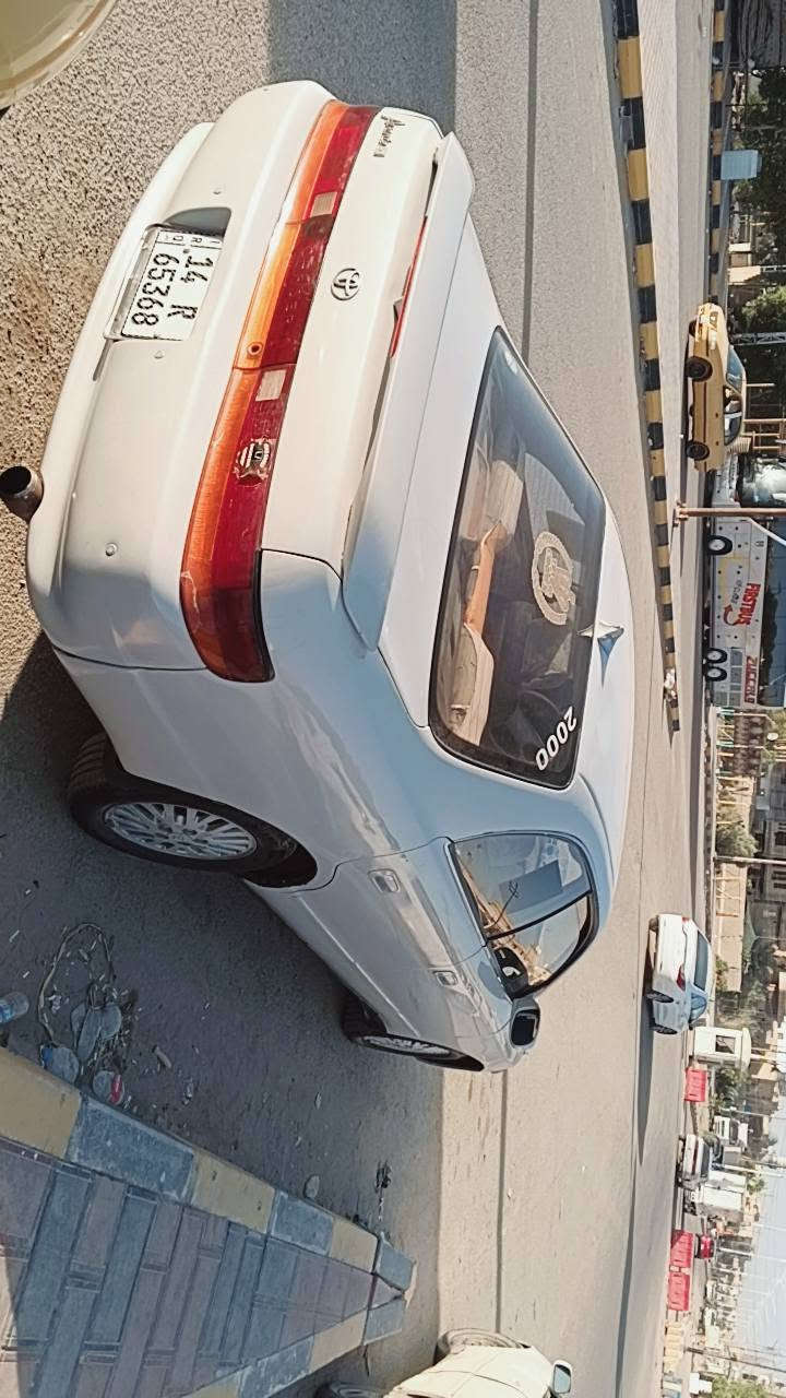 شزر 
موديل 2000
مكينه ونجي سته 
مكفول من كصه وضربه وصوليات 
رقم انكليزي 
مداور ثاني يوم 
تبريد ثلج 
تخم تاير 
سياره جاهزه 
ذي قار  الشطره 

رقم الهاتف واتساب 

***********
