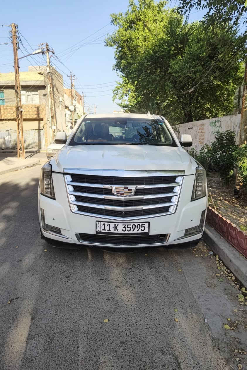 سلام عليكم كدلاك البيع موديل 16فول سياره 
حادثه بس جاملغ وحدنه لونه سياره حلوه سعر 250وبيه مجال رقم بغداد نكليزي***********خابرر ودلل 
***********
