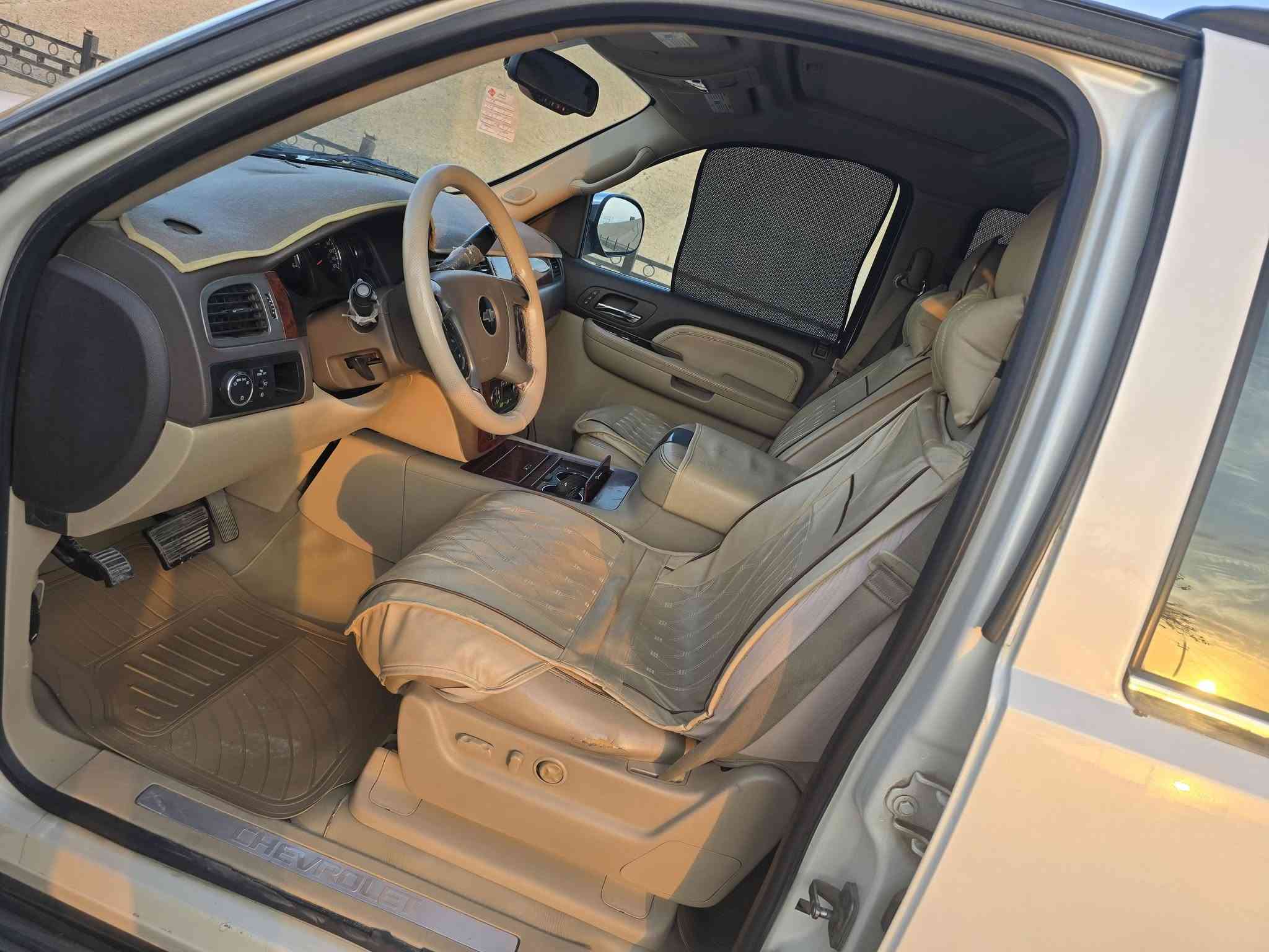 للبيع او للمراوس حسب قناعه  تاهو ٢٠١٣ ltz vip سياره فول موصفات ما يحتاج اعدد موصفاته سياره تو ويل مو فور ويل تايرات جدد جاهزه سياره رقم بغداد بسمي سنويه سنه ٢٠٣١ تنتهي بيه قطعتين صبغ فقط  ماشيه ١٧٨ الف مكان سياره ميسان مركز المدينة رقم هاتف *********** السعر ٢١٨ بيه مجال قليل
