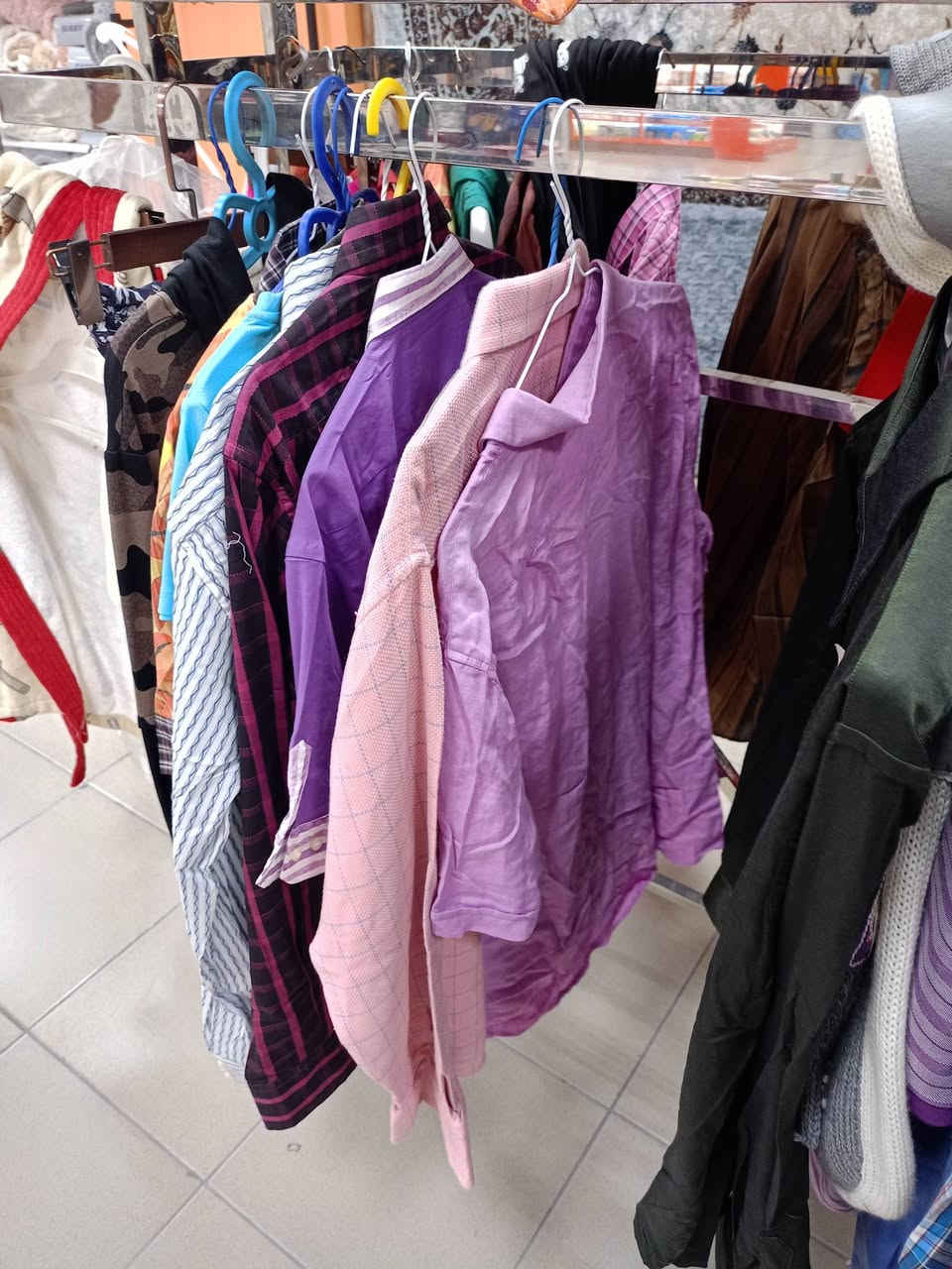 للبيع جمله والسعار مناسبه ورخيصه والمنتجات تركيه اصليه جديد والمواقع بصره ***********
اقل كميه 50ق
