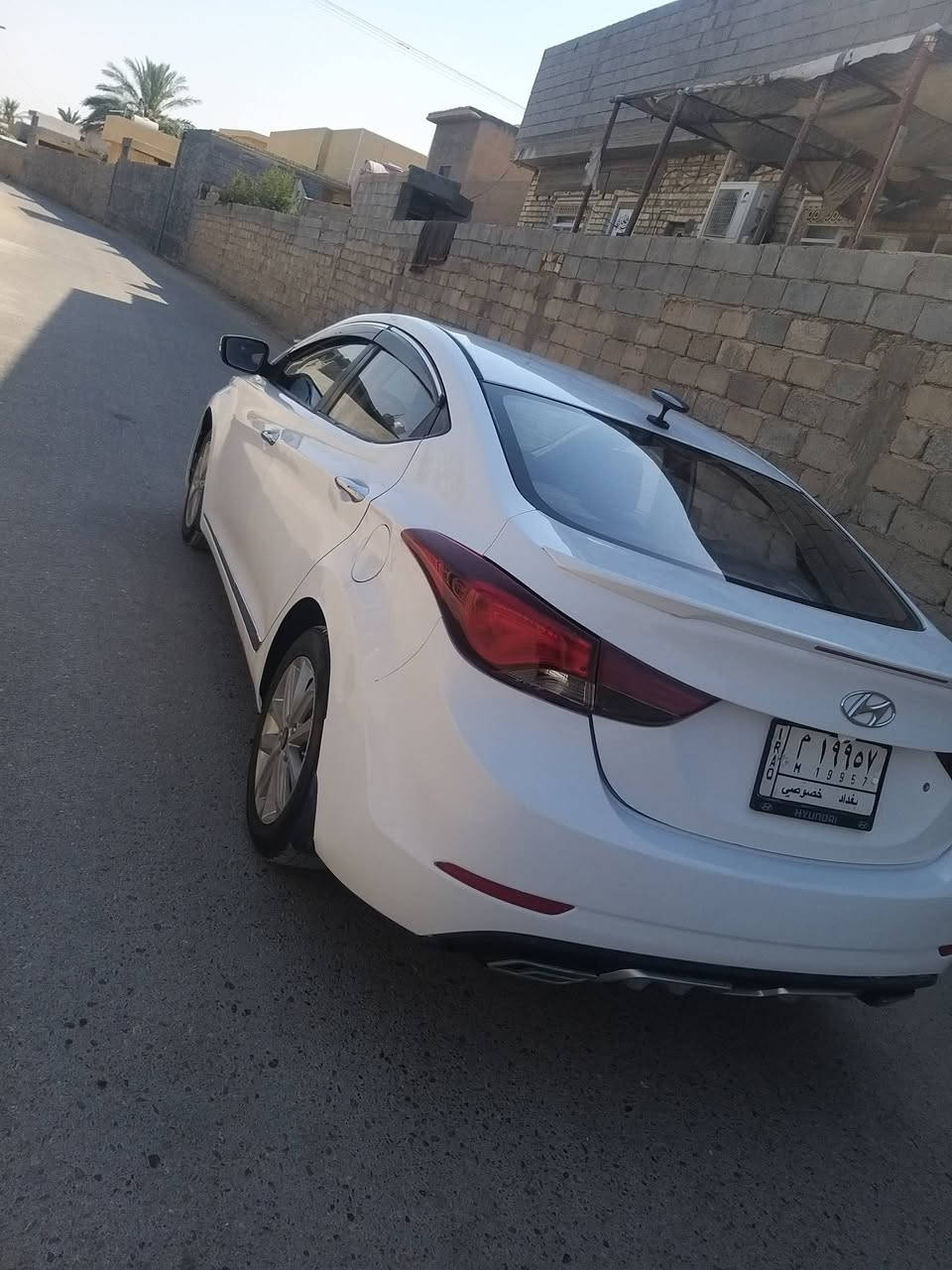 النترا موديل ١٥ خليجيه رقم بغداد  تحويل مباشر ابيعك صبغ عام محرك مفتوح السياره جاهزه متصرف عليها شي تبريد ثلج جاهزه لأبو التكسي ابو الخطوط سعرها ٨٥ بيها مجال للشراي ....مكان السياره الفلوجه.....هاتف ***********
