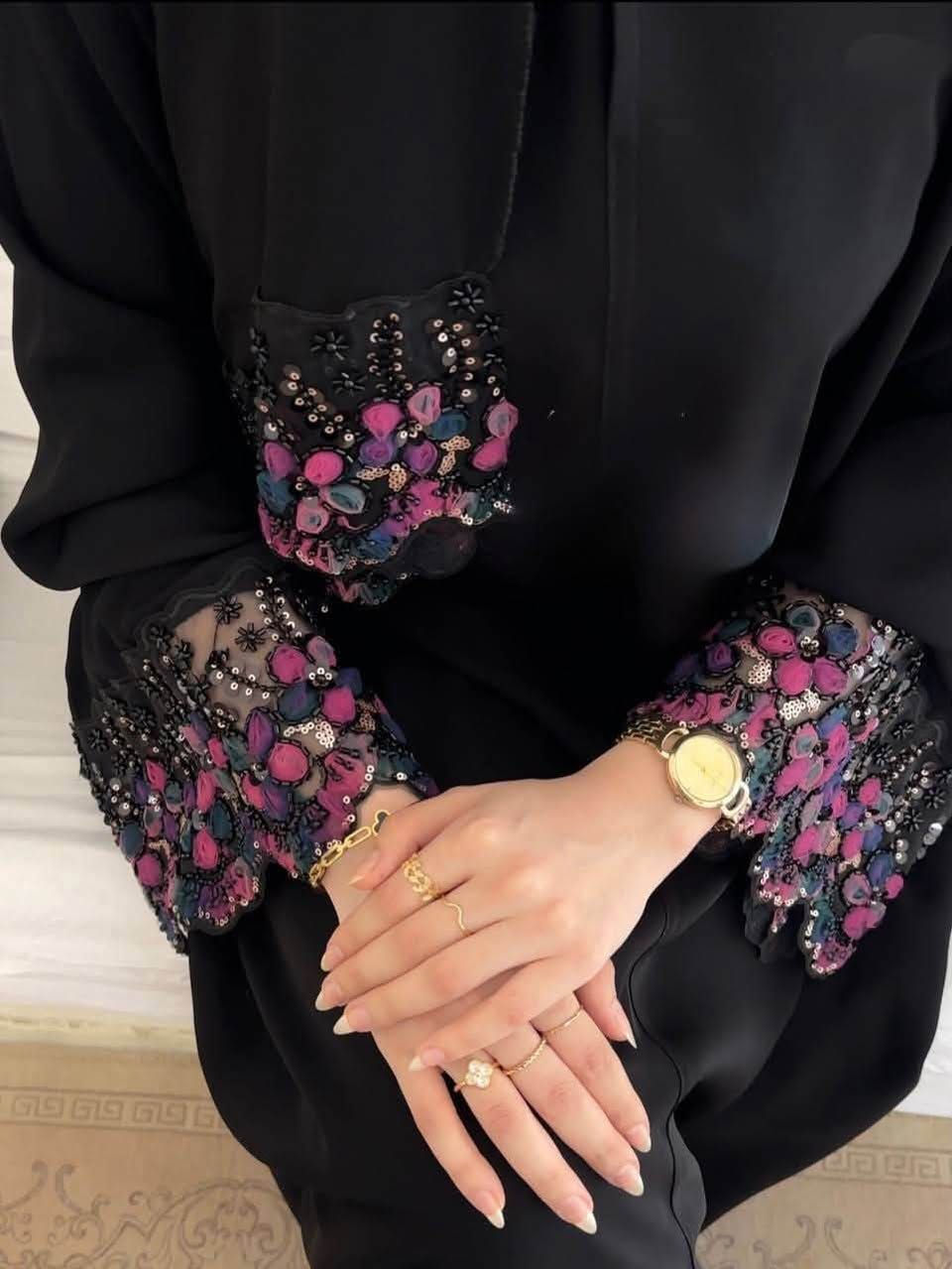 عباية وشال • سواد فاحم • مقاسات ٥٥-١١٠