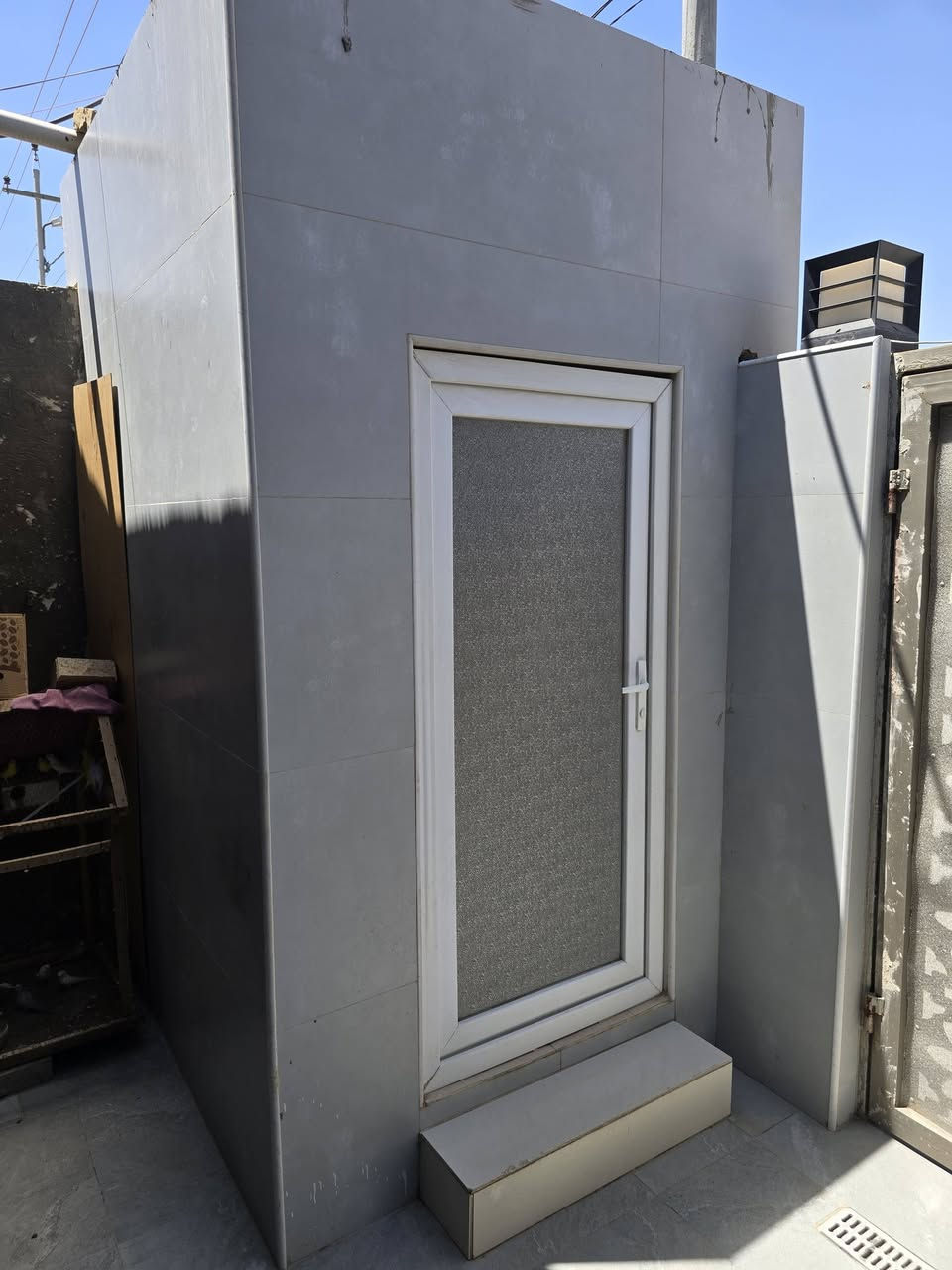 اللهم صل على محمد وآل محمد
🏡 دار للبيع مطلوب للإسكان 30 مليون
📍 العنوان: حي الجهاد قريب على المستشفى الجديده 
📐 المساحة: 150 متر
↔️ الواجهة: 7  ونص متر
↕️ النزال: 20 متر
سنة البناء:  2024
✨ البيت كونكريت | بناء حديث 
مواد البناء : درجه ممتازه
🔹 يحتوي على:

🛏️ 2 غرف نوم

🛋️  صالة

🪑 استقبال 

🍽️ مطبخ

🚿 مجاميع صحية داخلية عدد 2

🚻 مجموعة صحية خارجية عدد 1
مخزن 
المعرفة السعر اذكر بالتعليقات
 اللهم صل على محمد وآل محمد 
يوصلك السعر 

او مراسلة الصفحة او الاتصال على الأرقام الموجوده

***********

***********
