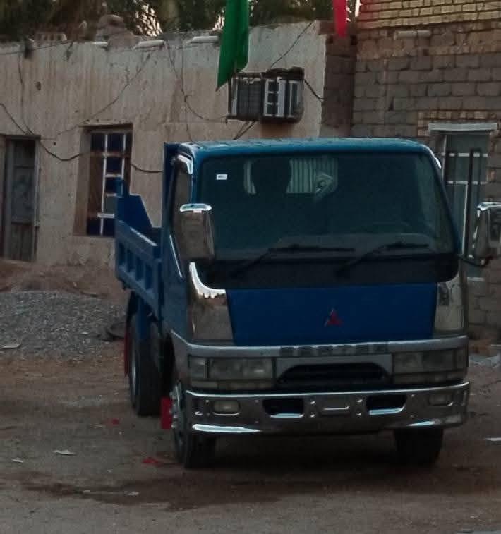 سلام عليكم للبيع  كنتر بزون فحل  ورك فوك محرك 108 يعني 33 محرك جديد لابخار ولا تنقيص شاصي مكفول   سياره جديده  قماره بلاد لا صبغ ولا خياس    كهربائيات كله شغاله  تايرات جوبلس  تبريد شغال    دواخل بل كارتون  رقم بصره مشروع وطني تداور. وين ماتريد مداور  ثاني يوم.  مكاني ناصريه  مركز  لسعر 168 وبيه مجال. حك جيه لشراي. بل خدمه ول مو شراي لا يتعبني  ***********
