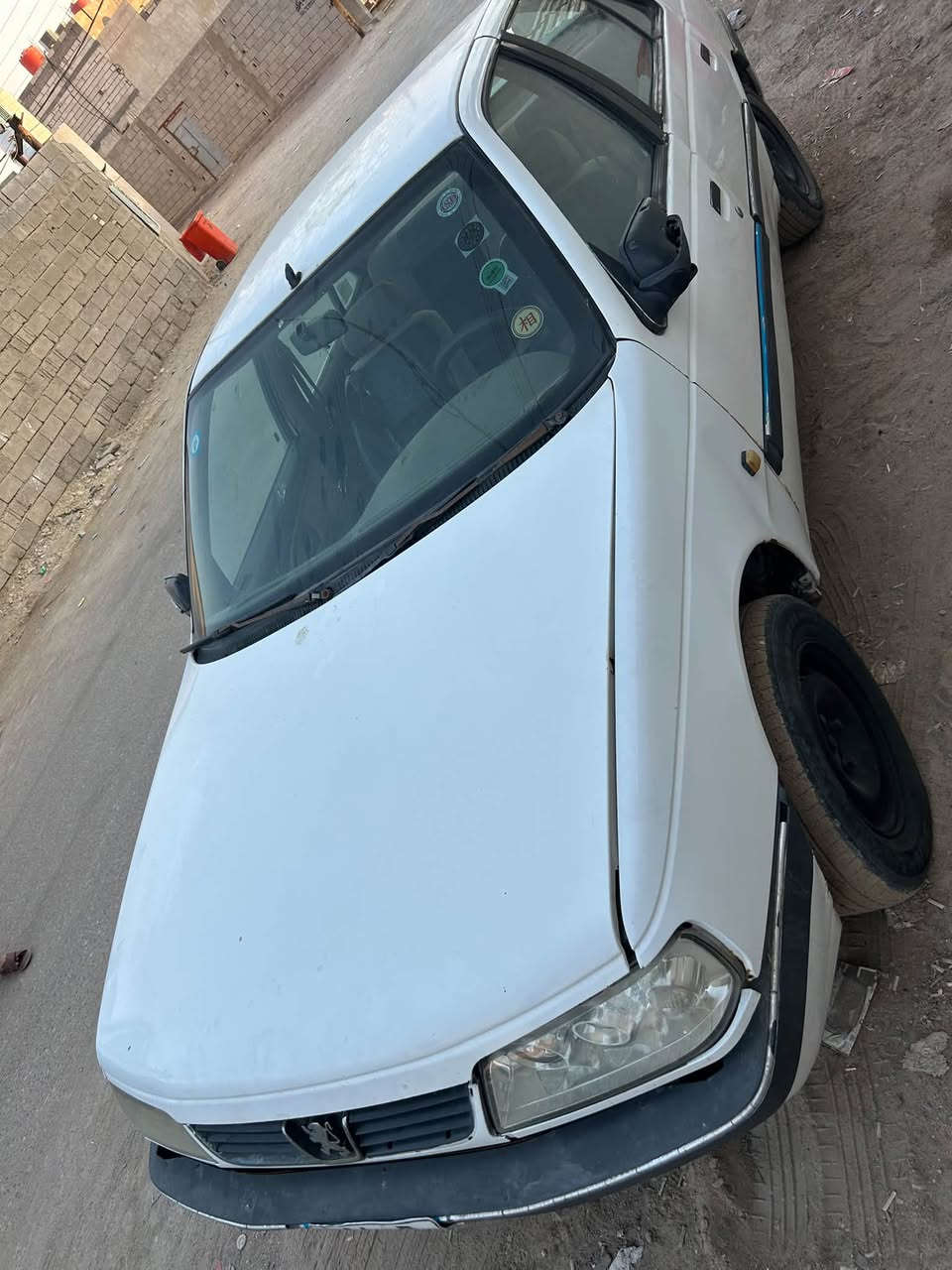 بيجو 405 موديل 14 للبيع
سعرها 25وبيها مجال 
بصره/ آبي الخصيب/ محيله
***********
