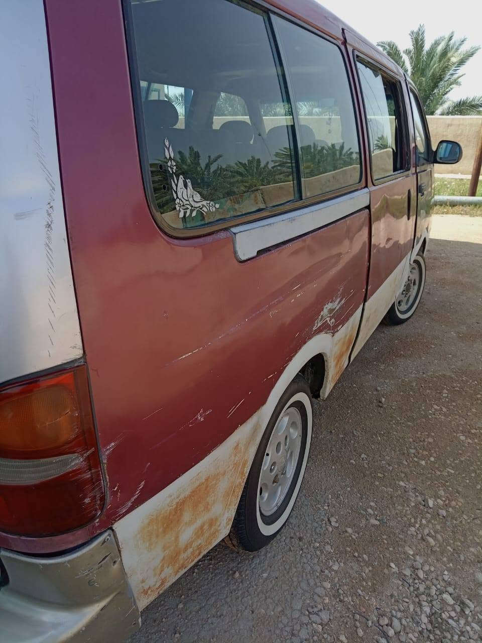 سلام عليكم للبيع كيه برجو مديل 96 سيره بلديه  مكينه300 وكير وكسن خير من الله سنوه لل 28 السعر 45 مجال حك الجيه مكان النجف ***********
