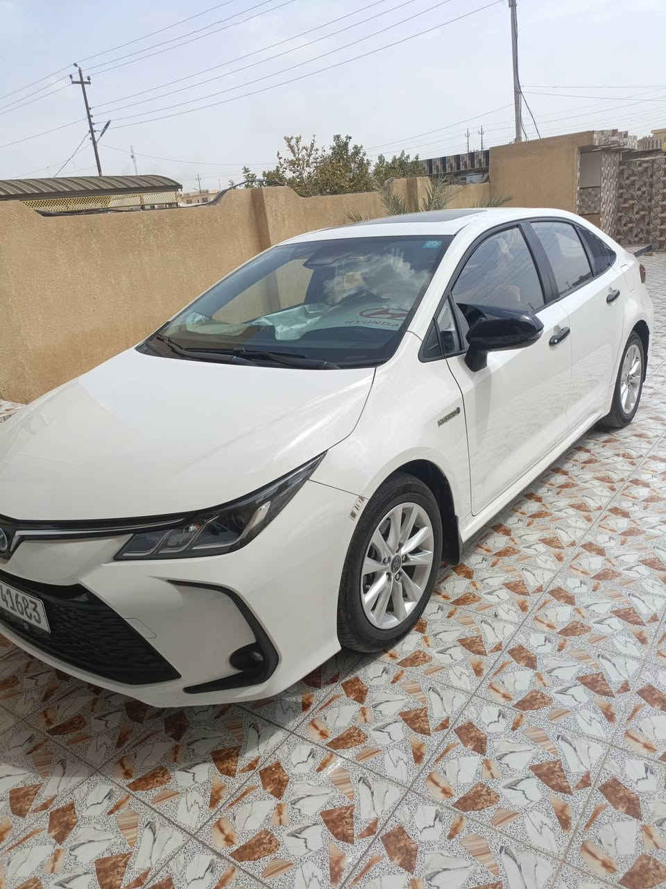 سلام عليكم 
كورلا موديل 23 هايبرد شكل لخليجي 
ماشيه 87 
رقم بغداد الدولي بسمي 
محرك 1800
سياره حلوه وجديده 
فول مواصفات عدا كشن كهرباء 
داخل مشمشي 
تخم تاير جديد 
سعر 143 وبيه مجال لشراي 
مكان الانبار الكرمه 
***********
***********
بيه رصعات ماشر عليه بآخر صوره
