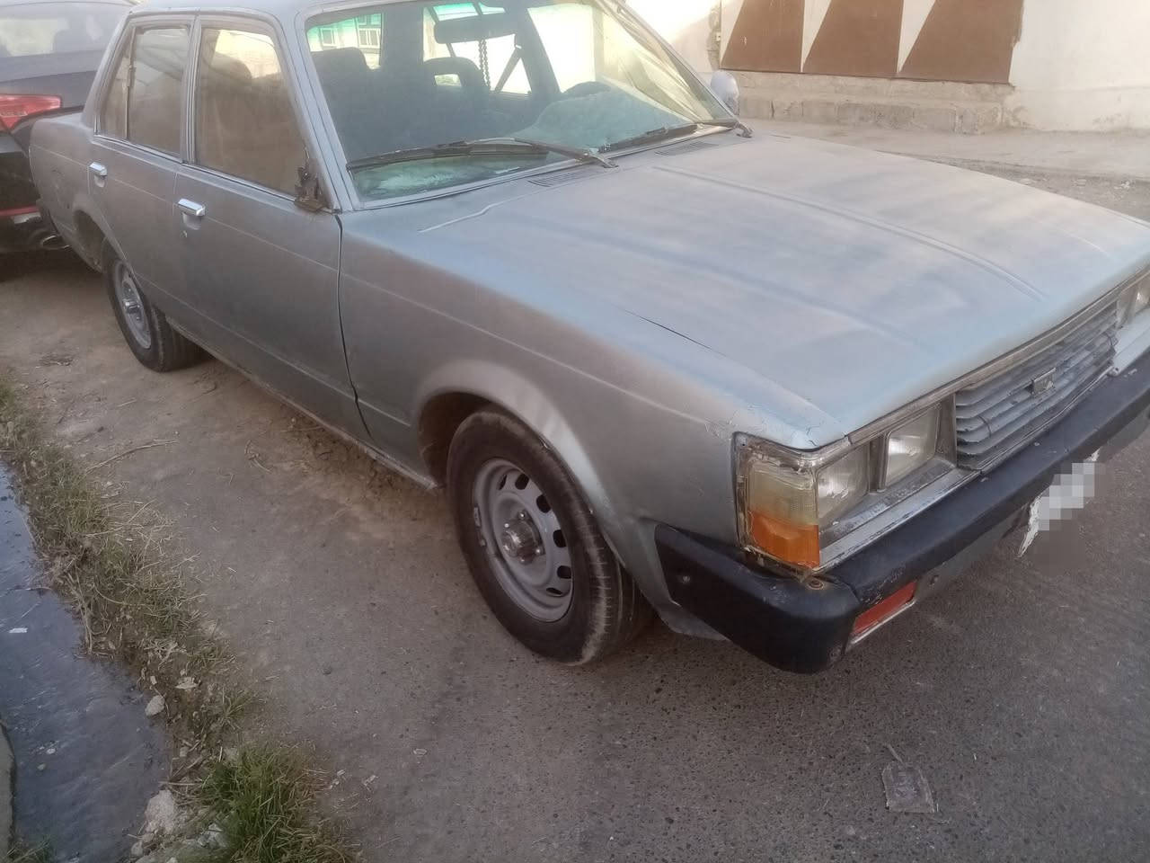 كرونا موديل 1982  كاربون بنزين ورقي  الرقم قديم السياره جاهزه السعر 14  الاتصال على الرقم *********** - ***********

