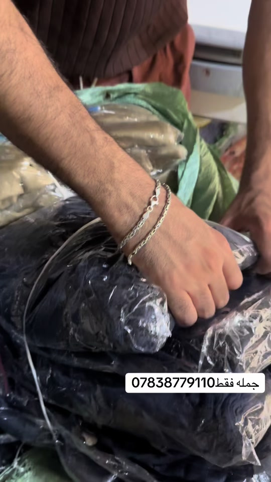 

نص مكتوب في الصور:
- *********** جمله فقط