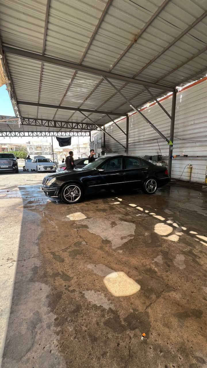 السلام عليكم
للبيع مرسيدس  211  E350  2005 🫡

مكينه  350 العقل فوك  جديده نعمه من الله 

كير جديد   

تفرعات المكينه بالكامل مبدلهن جديد  من باور براد دهن  سلف  واتر بم  ماكو شي ما مبدله جديد 

حتى abs البارحه شديته بالكارتون    

حداده اماميه بالكامل مبدلها حتى المشط  
حداده خلفيه عربانه كامله جديده  

بحيث بالهزه مال اربيل 5 دقايق طولت 🤓

هزه صارلها شهر  من سويتها  رقم انكليزي 
سنويه بأسمي لل2031  

السياره بدون حادث  صبغتها حزام بأيدي للجماليه 

كت كامل ويه الويلات E63  

نقصها  كمبريسر تبريد فقط   

مكاني البصره  السعر من الاخير 100 ورقه 

السياره صارت عليه ب125  😩

***********
