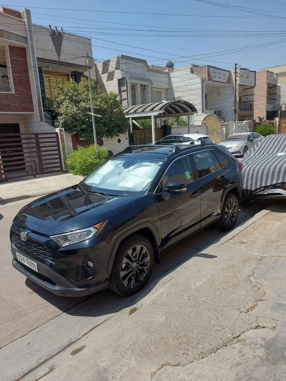 راف فور فول مواصفات حادثها كما واضح وبيها كلير باب السايق
سياره جاهزه وحلوه
 بيع او مراوس
 تحويل ثاني يوم باسمنا
السعر ١٧٨٠٠ بيها مجال
لاي تفاصيل اتصل
***********
مكانها بغداد بغداد, العراق
