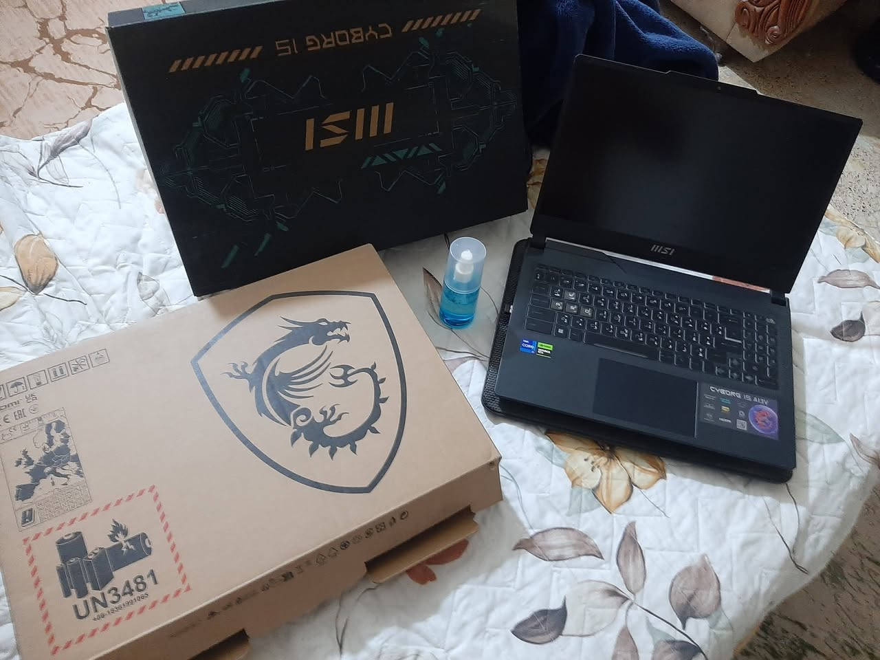 💻 MSI Cyborg 15 A13VE-218US
جهاز Gaming قوي جداً، مناسب للألعاب والتصميم والمونتاج والبرمجة والبرامج الهندسية، وحالته نظيفة جداً.
⚙️ المواصفات:
🧠 Intel Core i7-13620H — الجيل 13
⚡ 10 Cores / 16 Threads — Turbo 4.9GHz
🎮 RTX 4050 6GB GDDR6
🧠 RAM 16GB DDR5 5200MHz
💾 SSD 512GB NVMe PCIe 4.0
🖥️ شاشة 15.6" FHD 1920×1080
🔥 معدل تحديث 144Hz
🎹 كيبورد Gaming بإضاءة خلفية
❄️ MSI Cooler Boost للتبريد
📶 Wi-Fi 6 + Bluetooth 5.2
🔌 USB-C + USB 3.2
🖥️ HDMI 2.1
🌐 LAN
🔊 Nahimic Audio
📷 HD Camera
🪟 Windows 11 Home
📦 الكارتونة الأصلية موجودة
🔌 الشاحن الأصلي موجود
✨ الجهاز نظيف وجاهز للفحص والتجربة
🎮 يشغل الألعاب الحديثة ويدعم تقنيات RTX وDLSS.
💰 السعر: [مليون ونص بي مجال]
📍 المكان: [بغداد]
للتواصل: [***********]
أدمن وافق فدوة لقلبك😍
