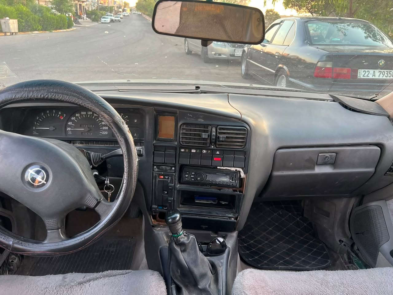 اوميكا موديل 1992. سنويه جديده بطاقه بنزين سياره يحتاج صبغ جمالي فقط. *********** ما اجاوب خاص. ***********. واتساب سعر25. ورقه

