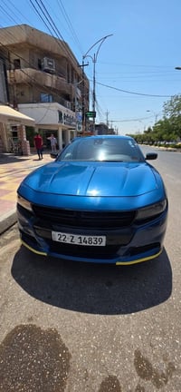 جارجر امريكي sxt بلاص موديل 2023 فورويل  4×4  السعر 200 $  ورقة  ضررها...