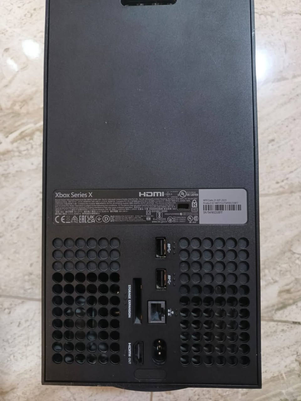 🎮 Xbox Series X 1TB – | إصدار الأقراص | تصنيع 2023 |
4K 120FPS

جهاز نظيف جدًا بحالة ممتازة، Series X الأسود 
مع قارئ أقراص 4K Blu-ray،
 تصنيع 21/09/2023.

⚡ 4K حتى 120FPS • SSD سريع 1TB • VRR • HDR • HDMI 2.1

مع اليد الأصلية + العلبة والملحقات.
مع هدية سماعه 🎁

💰 السعر: 825,000 د.ع 
📍 بغداد- الشعب 
للاستفسار والتواصل ***********
