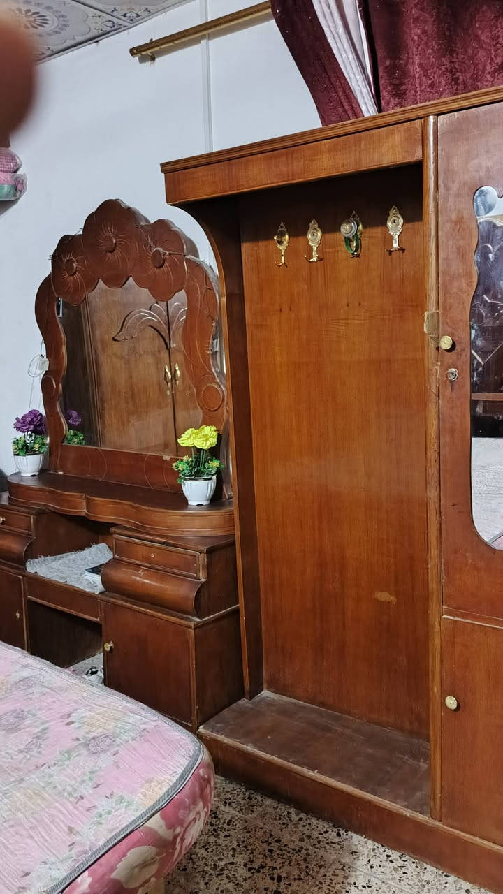 غرفه خشاب عراقي ام الخمسه تزكام شغل درجه اولى مرتبه 
السعر 550 وبيها مجال
متوازين ع بيعتهه العنوان ديوانيه ناحيه نفر 
للتواصل الاتصال او مراسله على الواتساب ***********
العمده ابوالجود
