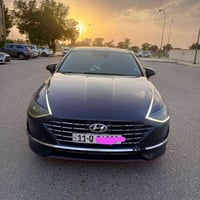 للبيع هيونداي سوناتا  2022 (امريكي) قطعه وحده فقط جاملغ بدون دواخل وبد...