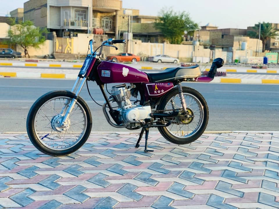 نامه شلامجه مديل 25 دراجه كارتون نضيفه وجاهزه ما بيها اي نقص مكفوله من كلشي الهاتف ***********
